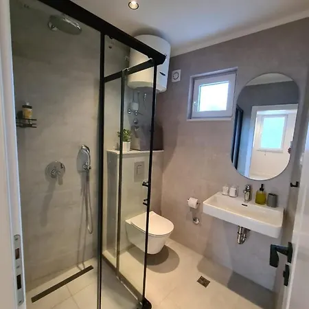 Apartment Gb *